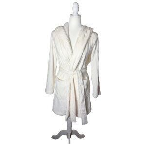 NWT Colsie White Hooded Plush Bath Robe XS/S Soft Cozy Lounge Tie Waist